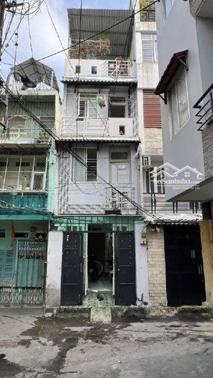 gấp bán - định cư nước ngoài - nhà 2 mặt hẻm xe hơi gần sân vận động thống nhất kết cấu: