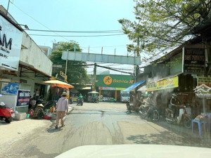 bán lô đất thổ cư 157,5m2
(9,8x17) đường tô ngọc vân, phường thạnh xuân,q12