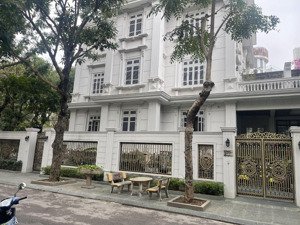 dinh thự 510m2, mt 25m, vip nhất trong lòng bán đảo linh đàm, nơi các đại gia đang sống