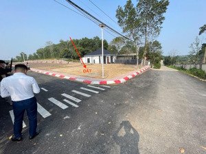 bán đất ven đô hà nội, cách hà nội 40 phút di chuyển giá 1.390tỷ/lô. lh 