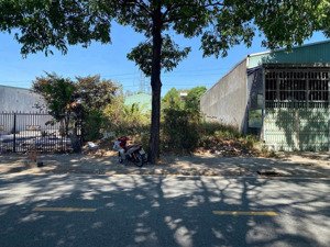 bán đất giá rẻ thủ dầu 1 cách chợ 700m, dt 120m2 thổ cư, giá thương lượng