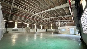 cho thuê xưởng 1.700m² tp mới bình dương pccc tự động, nền eproxy, contenre 24/24, 175tr/tháng