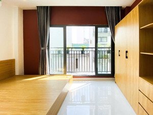 cho thuê căn hộ studio ban công rộng thoáng mát 38m2 kế etown
