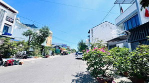 duy nhất nhà 3 tầng vị trí đẹp nhất khu mỹ gia có sổ hồng giá cực tốt chỉ 8,9 tỷ