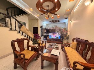 bán nhà phố lê trọng tấn, 73m2, cách oto vài bước chân, gần đh y hà nội, chỉ hơn 200tr/m2