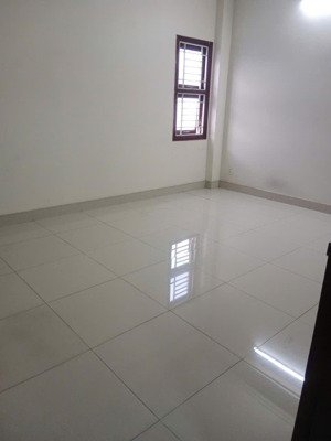 cho thuê nhà nguyên căn 5 tầng mặt tiền phạm văn bạch sạch đẹp phù hợp vp/trường học