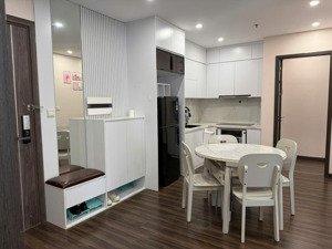bán căn hộ 2pn full đồ tầng 9 chung cư hoàng huy grand sở dầu giá 2.2 tỷ. liên hệ 