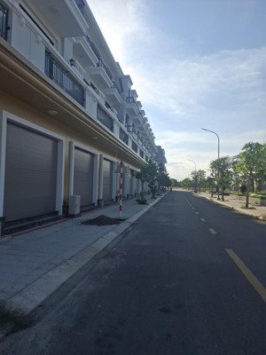 2 lô liền kề duy nhất khu đô thị biển bình sơn phường mỹ bình, tp phan rang tháp chàm