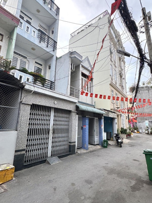 bán dãy trọ 2 tầng - 85m2. ngay lotte gò vấp - hxh 6m sát mặt tiền - cho thuê 20tr. nhỉnh 8tỷ tl