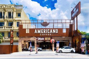 cho thuê mbkd mặt phố lê văn lương vị trí đắc địa dt: 250m2 mt: 15m giá thuê 100tr/tháng, showroom