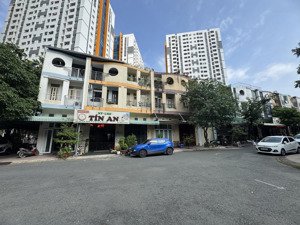 nhà phường an bình tp dĩ an gần đường phạm văn đồng