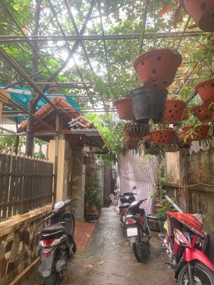 cực hiếm ô cách biệt thự sân vườn 106m2 nội thất chất cách mặt phố 3 bước chân. full nội thất