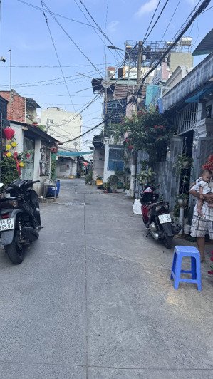 bán nhà hẻm thông nguyễn văn quá phường đông hưng thuận quận 12