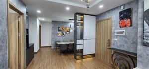 tôi cần bán gấp căn hộ 2 phòng ngủ 77m2 full nội thất tâm huyết chỉnh hơn 6 tỷ tòa le grand jardin