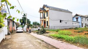 cần bán 660m/150m đất ở làn 2 trục chính phú cát tp hà nội gần chợ trung tâm đủ tiện ích