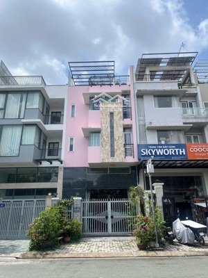 chính chủ cần bán nhà phố phố kdc phú mỹ vạn phát hưng - lk phú mỹ hưng giá cực tốt