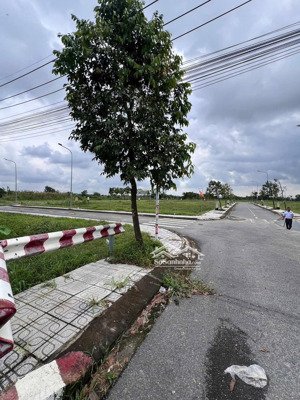 bán gấp 5x16 - sát mt tỉnh lộ 15 - gần vành đai 3 chỉ 1,95 tỷ