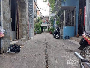 nhà bán hxh, q5, đường trần hưng đạo. (4,3x13,3). 2 tầng, giá 8,65 tỷ