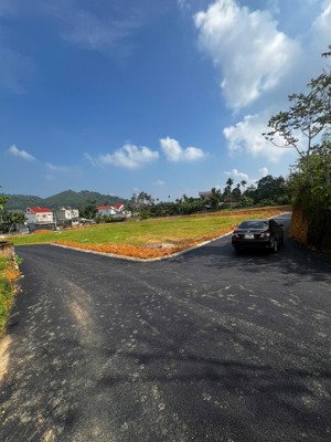 chủ cần tiền bán gấp 150m full thổ cư, cách tuyến metro5 chỉ 700m, giá chưa đến 3 tỷ