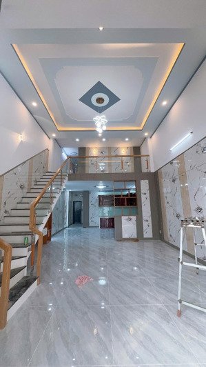 bán gấp căn nhà mặt tiền kinh doanh đường vũng việt rẻ nhất khu vực