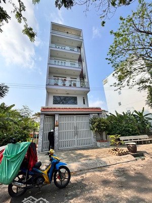 ngộp bank bán gấp nhà ngay đường nguyễn văn kỉnh, thủ đức - dt 5x17m - hầm 6 tầng - giá 22 tỷ