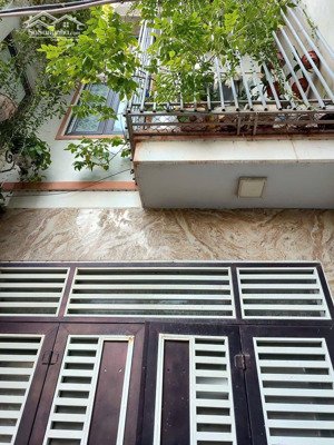 cần nhượng lại cho quý anh chị căn 30.1m2 4 tầng đẹp không một vết xước tại vân canh