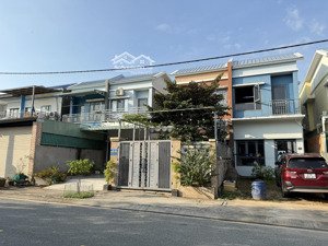 căn liên kế tứ lập 80m2 có sân trước rộng 1tỷ620 bao sổ