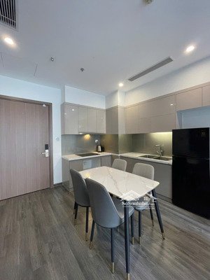 bán nhanh 1pn+1 49m2 tòa r1.05 giá chỉ 3.75 tỷ công chứng trong tháng 