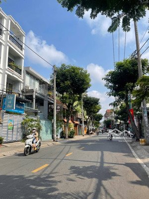 mặt tiền kinh doanh hoàng lê kha, dt: 5.5 x 11.5m trệt 1 lầu. kinh doanh đa ngành nghề giá: 9.9tỷ