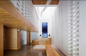 cần bán khách sạn 3 sao đường trần quang khải, phường lộc thọ, tp nha trang, cách biển chỉ 300m