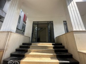 cho thuê văn phòng tại khu đô thị him lam kênh tẻ, biệt thự 10x20 . giá 73tr/th bao vat