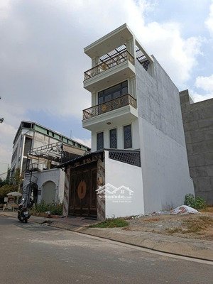 11 tỷ - nhà 4 tầng 4pn, đẹp - mới - phạm văn đồng - linh tây