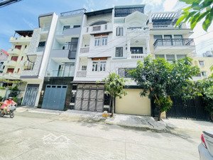 căn góc 2 mặt tiền đường 17, p.hiệp bình chánh thủ đức, đường xe hơi, thích hợp làm văn phòng và ở