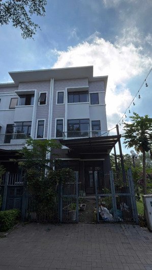 nhà phố valora island trong khu mizuki park, diện tích 5m x 20m, giá 12,6 tỷ