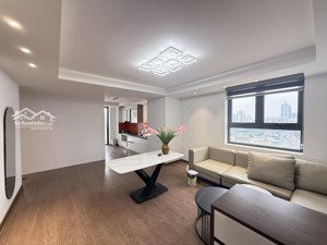 cho thuê căn hộ chung cư lê văn lương - tố hữu đẹp, căn góc, diện tích rộng 110m giá thuê 16tr.