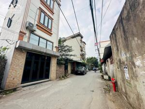 Bán nhà 46,6m dân xây 4 tầng tại tổ 15 Thạch Bàn, đường ô tô tránh giá nhỉnh 13 tỷ