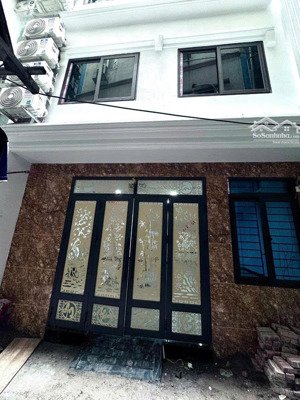 chdv đang vận hành full phòng 150tr/tháng - 84m2 x 7 tầng thang máy x 28 phòng - dòng tiền đỉnh