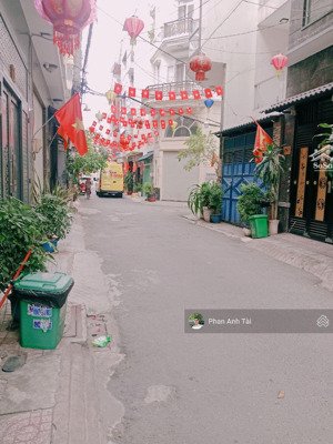 chủ gửi bán gấp, 65m2 4x16,5, hẻm 6m thông, khu đồng bộ, phạm văn bạch, nhình 8 tỷ tl