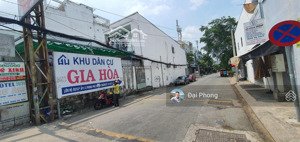 cho thuê nhà nguyên căn. gần ngã tư nguyễn văn linh với ql 50. 1 trệt 3 lầu giá 15tr. nhà đẹp