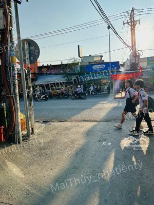 sổ riêng - giá 3.@@ - nhà mới- huỳnh tấn phát- dt 4 x 17m - kdc hiện hữu- hoàn công - full nội thất