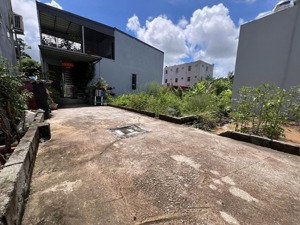 - bán lô đất hải thành, dương kinh gần trung tâm hành chính phường - ô tô vào tận nơi