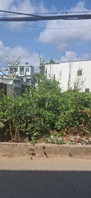 bán gấp 10 ngày đất đẹp ngay chợ phú thuận q7 dt 4x17m vuông vức, full thổ cư, chỉ 4.968ty