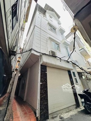 nónggg! bán nhà trần phú , hà đông. dt 40m2. x5 tầng. mt 5.3m2. giá bán 8.3 tỷ