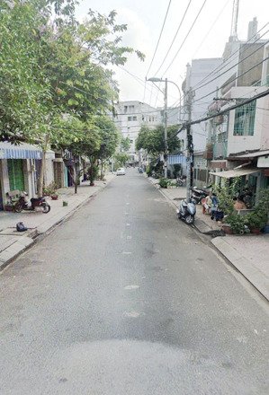 bán nhà 4 tầng đẹp lung linh quận 8 nở hậu tài lộc sát mặt tiền gần cầu chà và - kế quận 5