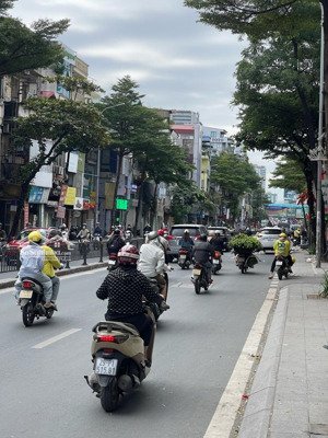 bán nhà phố tây sơn cách 1 nhà ra phố xây mới tặng nội thất sang trọng ở ngay 29m-6 tầng -giá 6.5ty