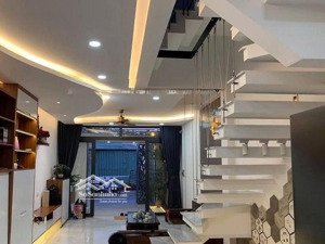 nhà 4 tầng có gu - khu dân trí - hẻm xe hơi 7m - cạnh nút giao gò dưa, chợ đầu mối thủ đức