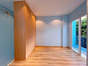 bán nhà siêu đẹp trung tâm tân bình - hẻm xe hơi lạc long quân - giá chủ bán 6,3 tỷ