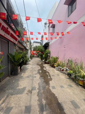 nguyễn xí, bình thạnh, 1 trệt 2 lầu 3pn, 4wc hẻm xe hơi thông, nở hậu, giá 7.8 tỷ