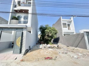 3,85 tỷ đất sổ riêng hướng đông nam sát chợ đoàn thị kia gần ngã 3 ông xã