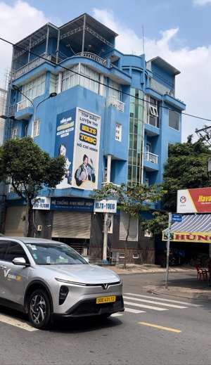 căn góc gần luỹ bán bích và trương vĩnh ký - khu xây dựng 7 tầng cho thuê ở sáng đẹp